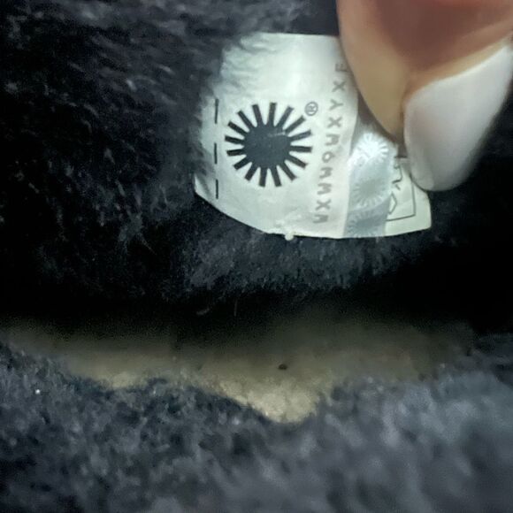 Ugg Mini Bailey Button Bling Boot Black Swarovski Crystal Button Womens - Picture 7 of 9